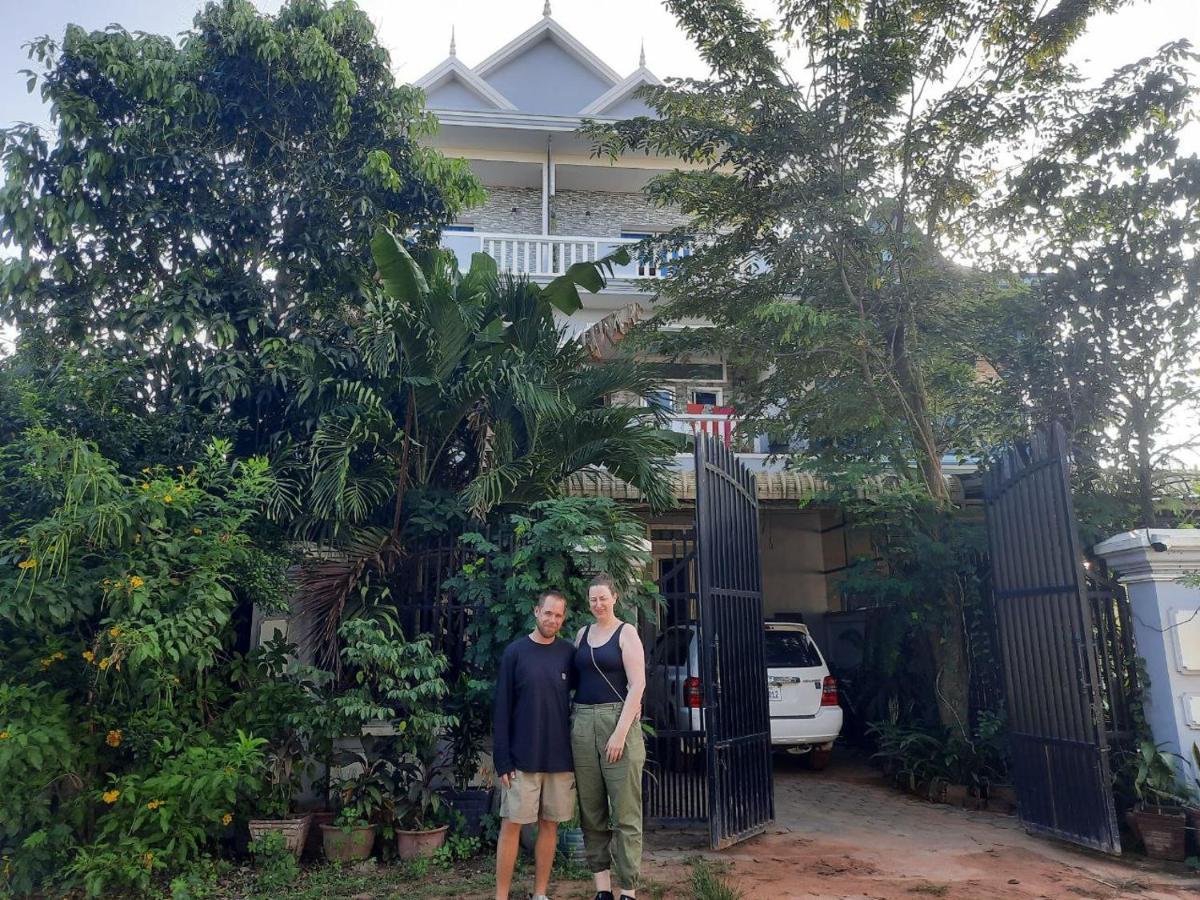 Realkhom Villa Siem Reap Exterior photo